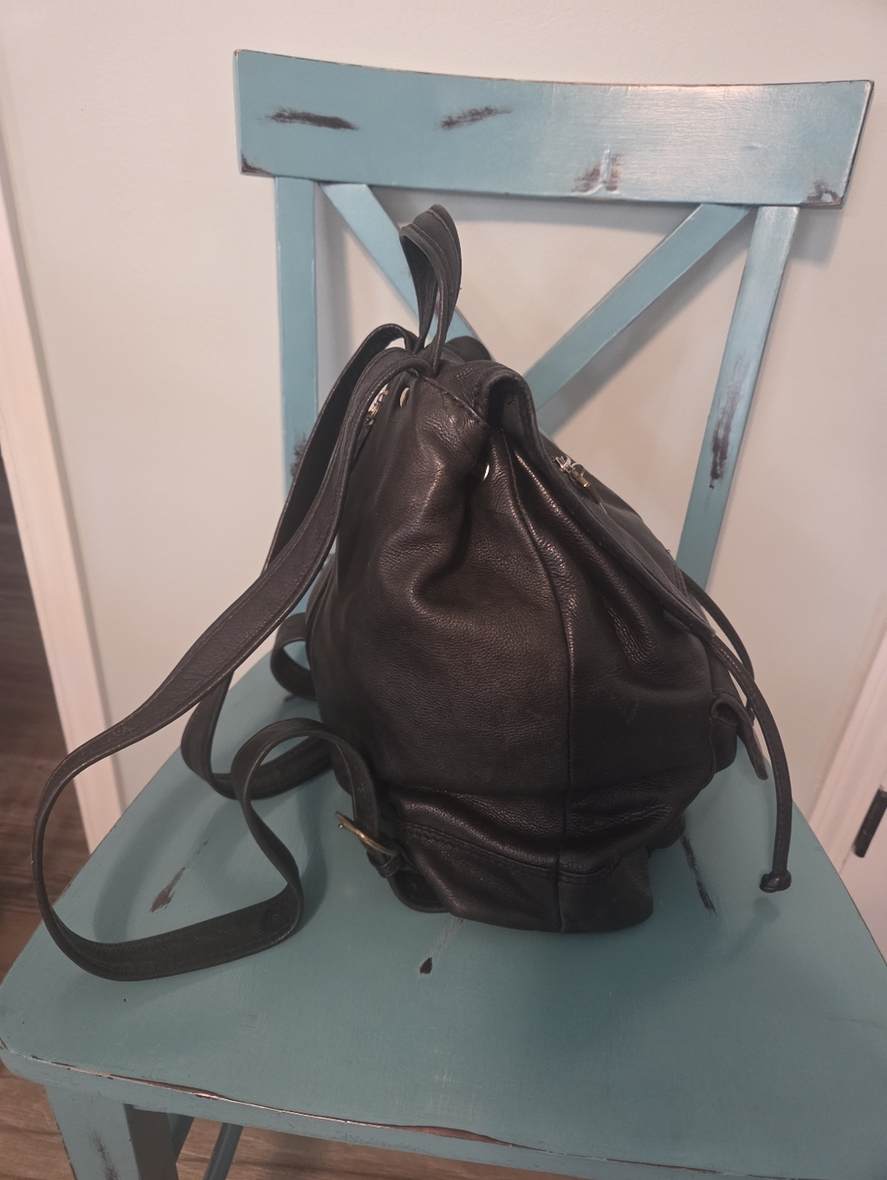 Fossil Backpack Purse: Vintage - Picture 4 of 7